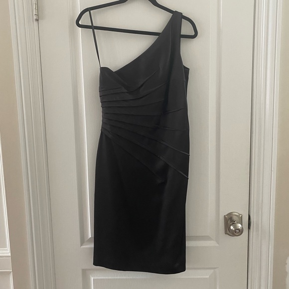 David Meister Dresses & Skirts - David Meister dress